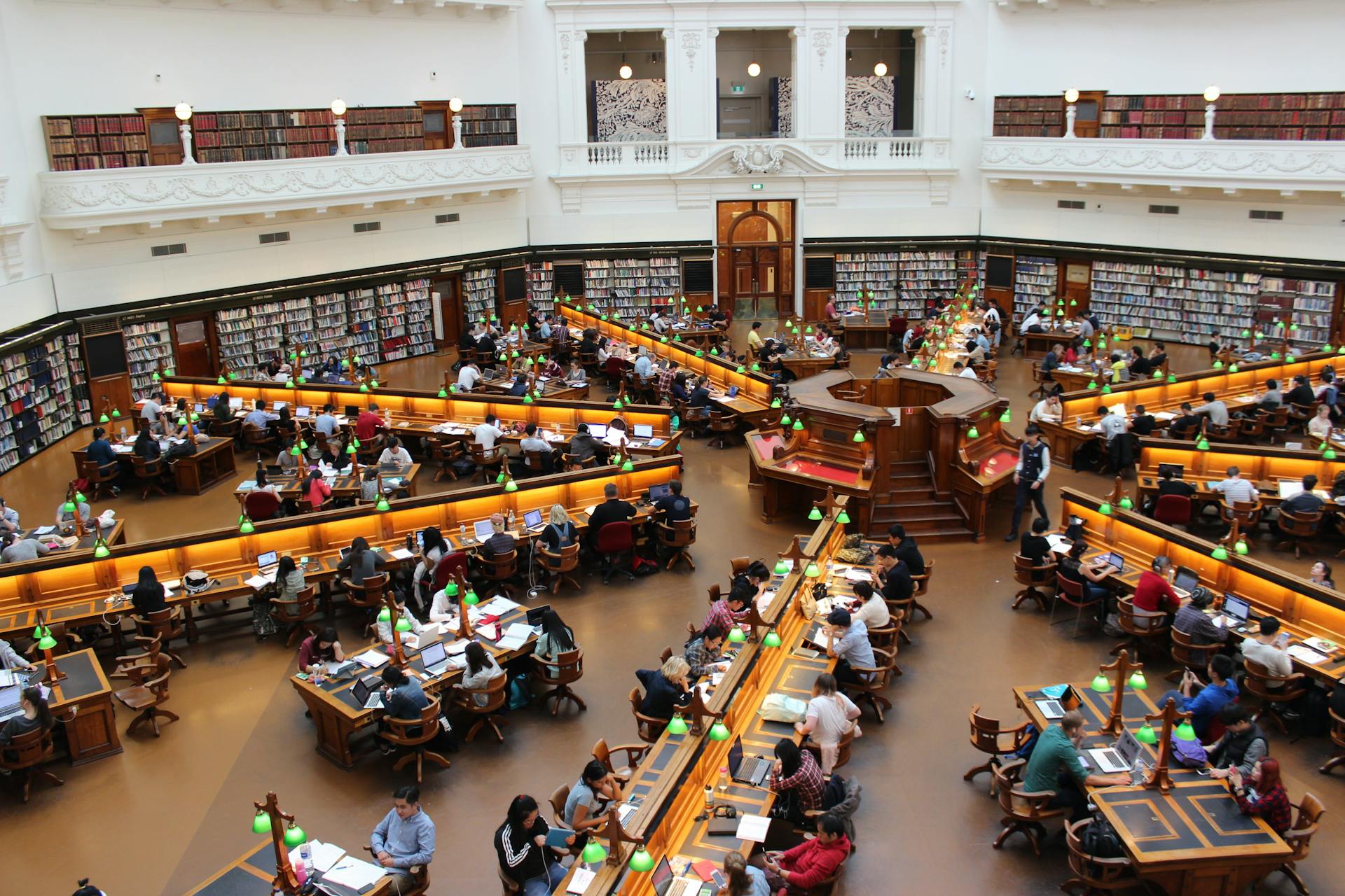 How many sentences are in a conclusion – students working on academic writing in a university library